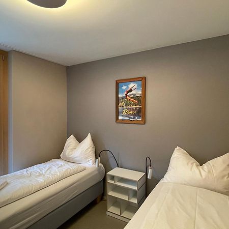 Ferienwohnung 3,5 Zimmer direkt an Ski- und Bikepiste Flims Exterior foto