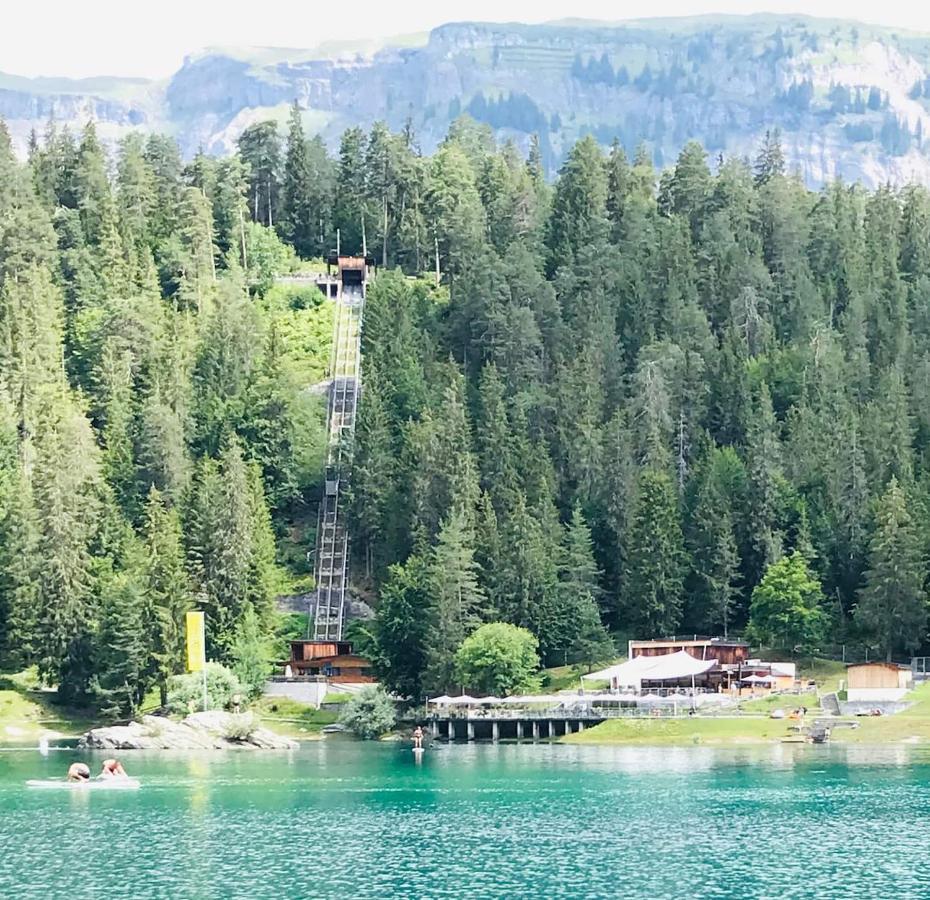 Ferienwohnung 3,5 Zimmer direkt an Ski- und Bikepiste Flims Exterior foto