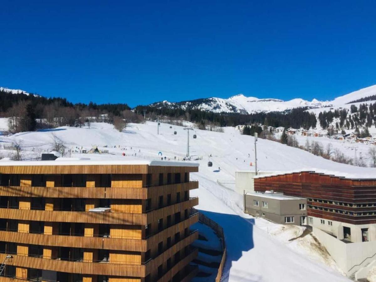 Ferienwohnung 3,5 Zimmer direkt an Ski- und Bikepiste Flims Exterior foto