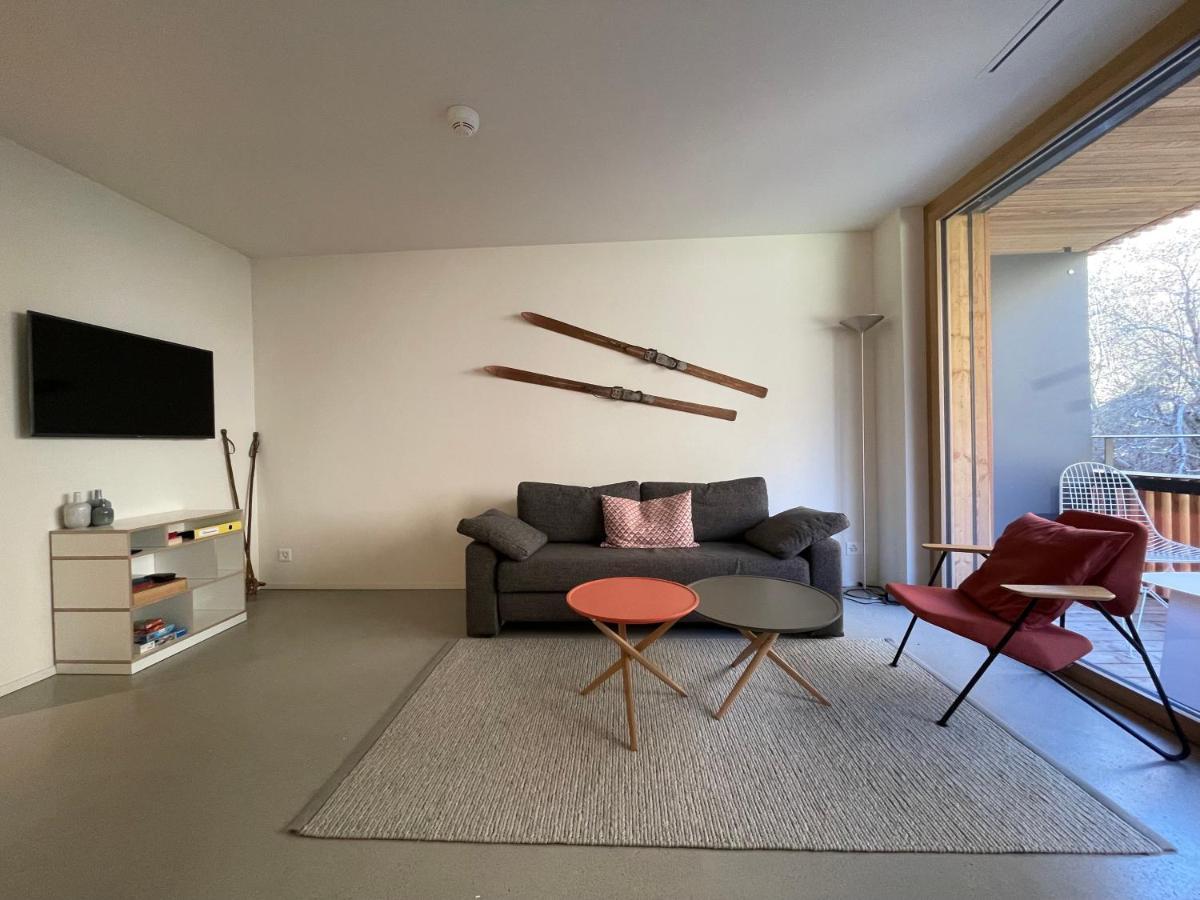 Ferienwohnung 3,5 Zimmer direkt an Ski- und Bikepiste Flims Exterior foto