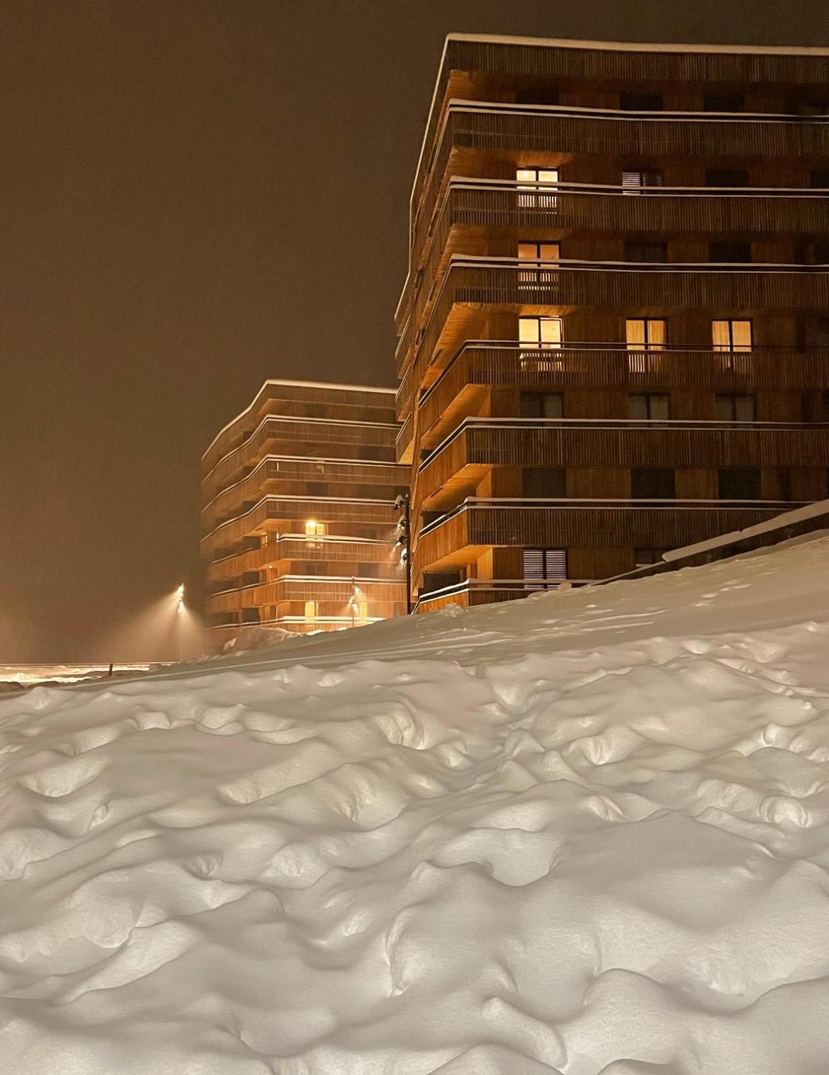 Ferienwohnung 3,5 Zimmer direkt an Ski- und Bikepiste Flims Exterior foto